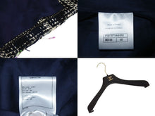 Load image into Gallery viewer, 極美品 CHANEL シャネル メンズ ツイード ジャケット ネイビー系 ブラック ホワイト シルク混 P58787V44460 サイズ50 中古 4c071212