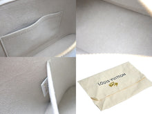 Load image into Gallery viewer, 極美品 LOUIS VUITTON ルイヴィトン アルマBB ハンドバッグ AR4188 2WAY ラブロック エピレザー ホワイト 中古 4c071221