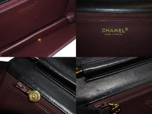 Load image into Gallery viewer, CHANEL シャネル チェーンショルダーバッグ 8番台 ココマーク キルティング ブラック ゴールド金具 美品 中古 4c071222