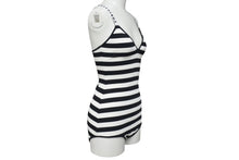 Load image into Gallery viewer, 極美品 CHRISTIAN DIOR striped bodysuit クリスチャンディオール 春 2018 ボーダー ボディスーツ サイズS 中古 4c071346