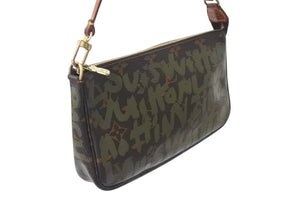 LOUIS VUITTON ルイヴィトン ポシェットアクセソワールモノグラムグラフィティ M92191 ハンドバッグ カーキ 中古 4c071394