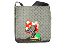 Load image into Gallery viewer, 激レア 極美品 LOUIS VUITTON ルイヴィトン コント ドゥ フェ ブザス ショルダーバッグ M92277 グレー モノグラムミニ 2002 ジェリー・ヴァーフバン 中古 4c071449