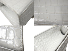 Load image into Gallery viewer, BALENCIAGA バレンシアガ HOURGLASS XS ハンドバッグ 5928331LR6Y9016 ホワイト シルバー金具 美品 4c071477