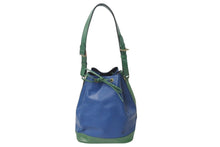 Load image into Gallery viewer, LOUIS VUITTON ルイヴィトン ノエ ショルダーバッグ 巾着 ツートン M44044 エピレザー ブルー グリーン ゴールド金具 美品 中古 4c071484