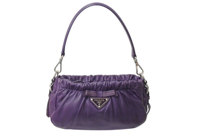 PRADA プラダ ワンショルダーバッグ ショルダーバッグ トライアングルロゴ イタリア製レザー パープルシルバー金具 美品 中古 4c071486 