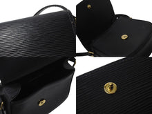 Load image into Gallery viewer, LOUIS VUITTON ルイヴィトン ショルダーバッグ ミニサンクルー エピ 黒 M52212 ブラック ゴールド金具 美品 中古 4c071489