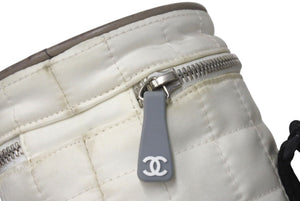 CHANEL シャネル スポーツライン ココマーク 筒型 ボトルケース ショルダーバッグ ナイロン ホワイト ブラック 美品 中古 4c071507