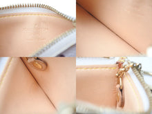 Load image into Gallery viewer, 新品同様 LOUISVUITTON ルイヴィトン ポシェットクレコインケース M92655 モノグラムマルチカラーキャンバス ホワイト 中古 4c071511