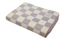 Load image into Gallery viewer, 極美品 LOUIS VUITTON ルイヴィトン Damier Azur ダミエ アズール ジッピーコインパース ペールピンク N60229 中古 4c071598