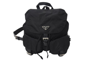 PRADA プラダ リュック デイパック トライアングルロゴ B2811 ナイロン シルバー金具 カーキ 美品 中古 4c071599 