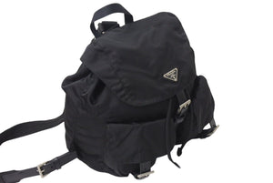 PRADA プラダ リュック デイパック トライアングルロゴ B2811 ナイロン シルバー金具 カーキ 美品 中古 4c071599 