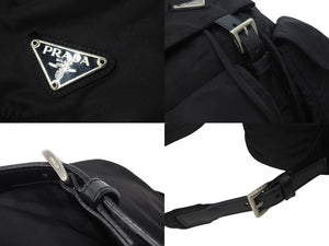 PRADA プラダ リュック デイパック トライアングルロゴ B2811 ナイロン シルバー金具 カーキ 美品 中古 4c071599 