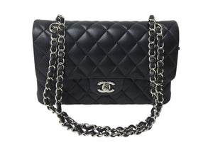 極美品 CHANEL シャネル Wフラップ 23 ショルダーバッグ ラムスキン ランダム マトラッセ シルバー金具 ブラック 中古 4c071614