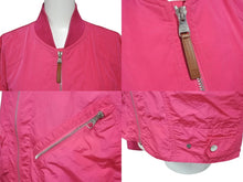 Load image into Gallery viewer, LOUIS VUITTON ルイヴィトン ナイロンジャケット ブルゾン RM151 サイズ52 ナイロン ピンク 美品 中古 4c071672
