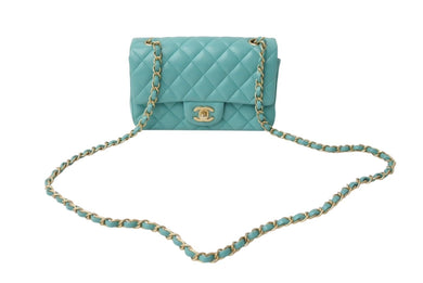 極美品 CHANEL シャネル 横長 20cm ショルダーバッグ A69900 27番台 ミニマトラッセ ティファニーブルー ショルダーチェーン ラムスキン 中古 4c071694