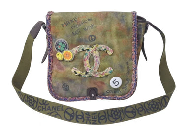 極美品 CHANEL シャネル エンブロイダリー グラフィティ ショルダーバッグ A92789 ココマーク 20番台 カーキ 中古 4c071699