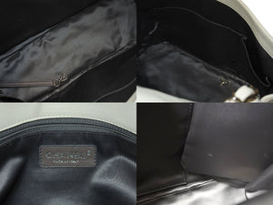 新品同様 CHANEL シャネル パリスロンドン チェーンショルダーバッグ ターンロック ホワイト 12番台 シルバー金具 中古 4c071735