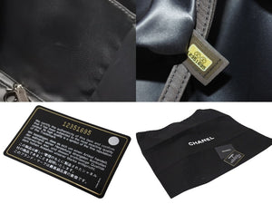 新品同様 CHANEL シャネル パリスロンドン チェーンショルダーバッグ ターンロック ホワイト 12番台 シルバー金具 中古 4c071735