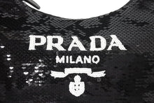 Load image into Gallery viewer, 極美品 PRADA プラダ ホーボー ハンドバッグ 1NE515 スパンコール ロゴ ブラック ホワイト シルバー金具 中古 4c071784