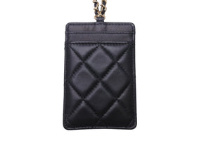 新品同様 CHANEL シャネル チェーンカードケース ネックストラップ ココマーク 30番台 2021年 ラムスキン ブラック 中古 4c071786