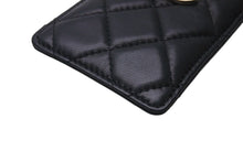 Load image into Gallery viewer, 新品同様 CHANEL シャネル チェーンカードケース ネックストラップ ココマーク 30番台 2021年 ラムスキン ブラック 中古 4c071786