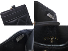 Load image into Gallery viewer, 新品同様 CHANEL シャネル チェーンカードケース ネックストラップ ココマーク 30番台 2021年 ラムスキン ブラック 中古 4c071786