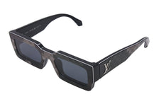 Load image into Gallery viewer, 極美品 LOUIS VUITTON ルイヴィトン サングラス アイウェア Z2395E サイズ54□22 ブラック グリーン 中古 4c071788