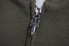 Load image into Gallery viewer, 極美品 CHROME HEARTS クロムハーツ ジップアップフーディー サイズS セメタリークロス ホースシュー ダガージップ カーキ 中古 4c071791
