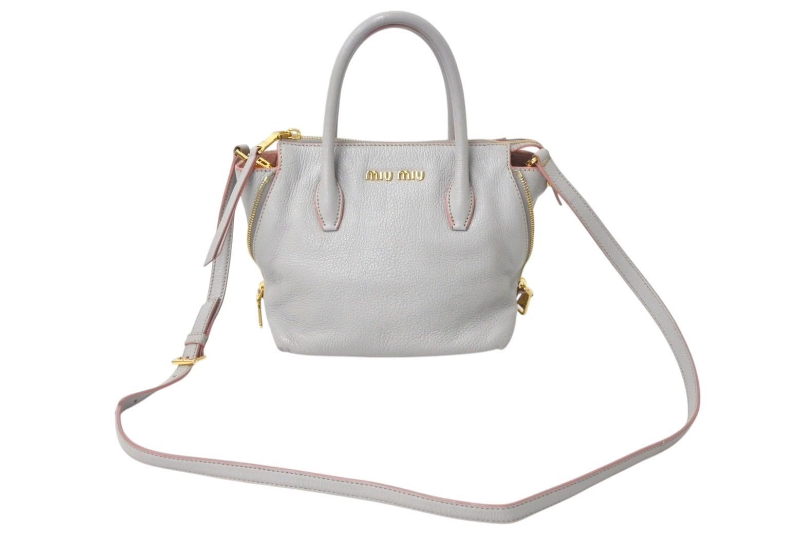 ミュウミュウ　２WAYバッグ ◇ MIU MIU (ミュウミュウ) 2way チェーン バッグ ブラック