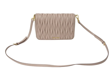 MIUMIU ミュウミュウ マテラッセ ショルダーバッグ 斜め掛けバッグ 5BD068 ナッパレザー ピンク ゴールド金具 美品 中古 4c071844