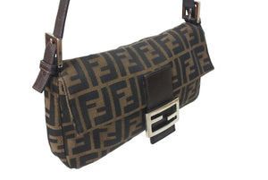 FENDI フェンディ マンマバケット ワンショルダーバッグ ズッカ柄 コットンキャンバス レザー シルバー金具 ブラウン 美品 中古 4c071854 