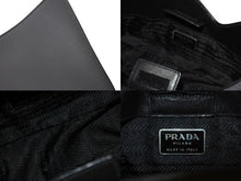 画像をギャラリービューアに読み込む, PRADA プラダ ホーボーバッグ ワンショルダーバッグ ロゴ型押し ヴィンテージイタリア製レザー グレーブラック 美品 中古 4c071874 