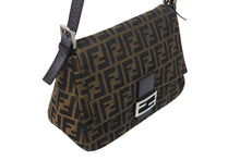 画像をギャラリービューアに読み込む, FENDI フェンディ ズッカ柄 マンマバケット ワンショルダーバッグ ブラウンロゴ コットンキャンバス レザー 美品 中古 4c071881 