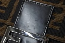 画像をギャラリービューアに読み込む, FENDI フェンディ ズッカ柄 マンマバケット ワンショルダーバッグ ブラウンロゴ コットンキャンバス レザー 美品 中古 4c071881 