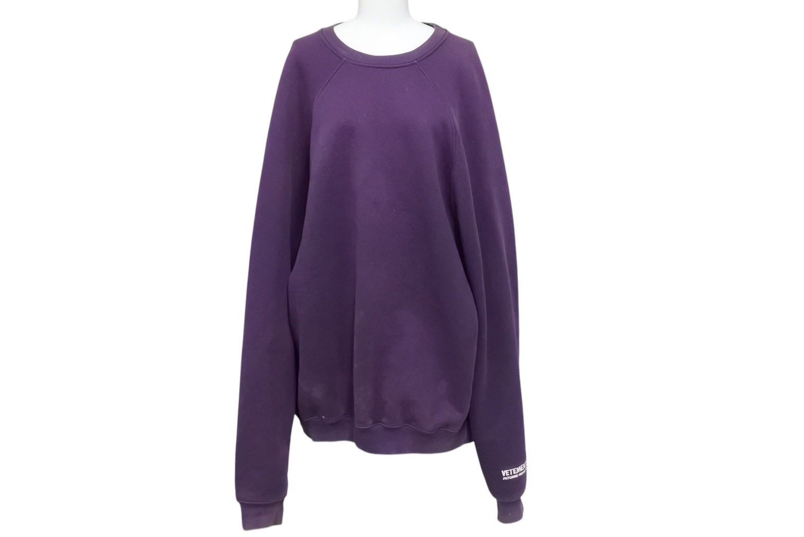 VETEMENTS – Casanova Vintage
