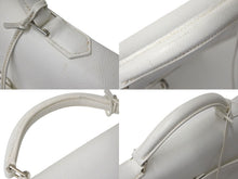 Load image into Gallery viewer, HERMES エルメス KELLY DEPECHES 38 ケリーデペッシュ38 ビジネスバッグ □J刻印 エプソン ホワイト シルバー金具 美品 中古 4c071988