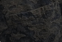 Load image into Gallery viewer, FAITH CONNEXION フェイスコネクション ウールオーバーサイズカモロングシャツ 迷彩 サンプル 美品 中古 4c072413