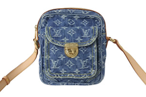 [USED/中古]LOUIS VUITTON ルイ・ヴィトン ショルダーバッグ M95348 カメラ バッグ ブルー モノグラムデニム レザー ゴールド金具 Bランク 中古 4b003928