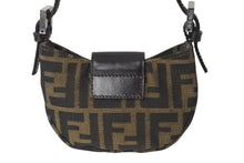 画像をギャラリービューアに読み込む, FENDI フェンディ ズッカ ミニポーチ ワンショルダーバッグ型 イタリア製キャンバス レザー ブラウン シルバー金具 美品 中古 4c072492 