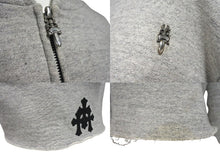 Load image into Gallery viewer, CHROME HEARTS クロムハーツ ジップアップ パーカー ダガー クロスパッチ サイズM グレー 美品 中古 4c072583