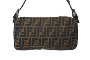 FENDI フェンディ マンマバケット ワンショルダーバッグ ズッカ柄 コットンキャンバス レザー シルバー金具 ブラウン 美品 中古 4c072641 