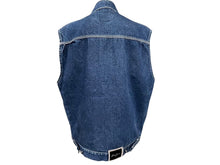 Load image into Gallery viewer, SEAN JOHN ショーンジョン デニムベスト サイズXL インディゴブルー ホワイト ロゴ刺繍 コットン 美品 中古 4c072689