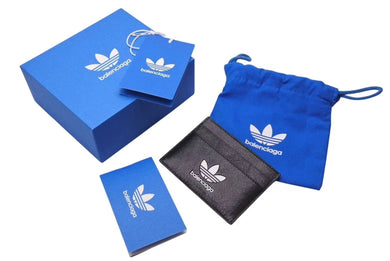 新品未使用 BALENCIAGA × ADIDAS バレンシアガ アディダス カードケース 721895 ラムスキン ブラック 中古 4c072733
