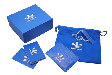 新品未使用 BALENCIAGA × ADIDAS バレンシアガ アディダス カードケース 721895 ラムスキン ブルー 中古 4c072737