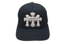 Load image into Gallery viewer, CHROME HEARTS クロムハーツ TRUCKER CAP トラッカーキャップ セメタリーレザーパッチ メッシュキャップ ブラック ホワイト 美品 中古 4c072758