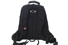 Load image into Gallery viewer, OAKLEY オークリー ATOMIC BOMB アトミックボム リュックサック バックパック ポリエステル ブラック シルバー金具 美品 中古 4c072777
