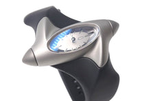 Load image into Gallery viewer, 極美品 OAKLEY オークリー Torpedo トルピード クォーツ腕時計 アナログ ラバー ステンレススチール ブラック グレー 中古 4c072778