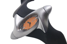 Load image into Gallery viewer, 極美品 OAKLEY オークリー Torpedo トルピード クォーツ腕時計 アナログ ラバー ステンレススチール ブラック オレンジ 中古 4c072779