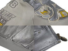 Load image into Gallery viewer, pellepelle ペレペレ レザージャケット サイズ46 刺繍デザイン シルバー ホワイト ヴィンテージ 良品 中古 4c072792