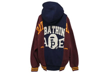 Load image into Gallery viewer, ABathingApe アベイシングエイプ BAPE ベイプ 23AW バッジ カラーブロッキング プルオーバー パーカー サイズM 美品 中古 4c072808